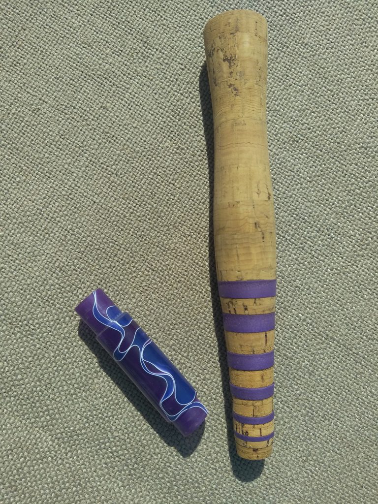 poignée personnalisée avec son insert porte-moulinet